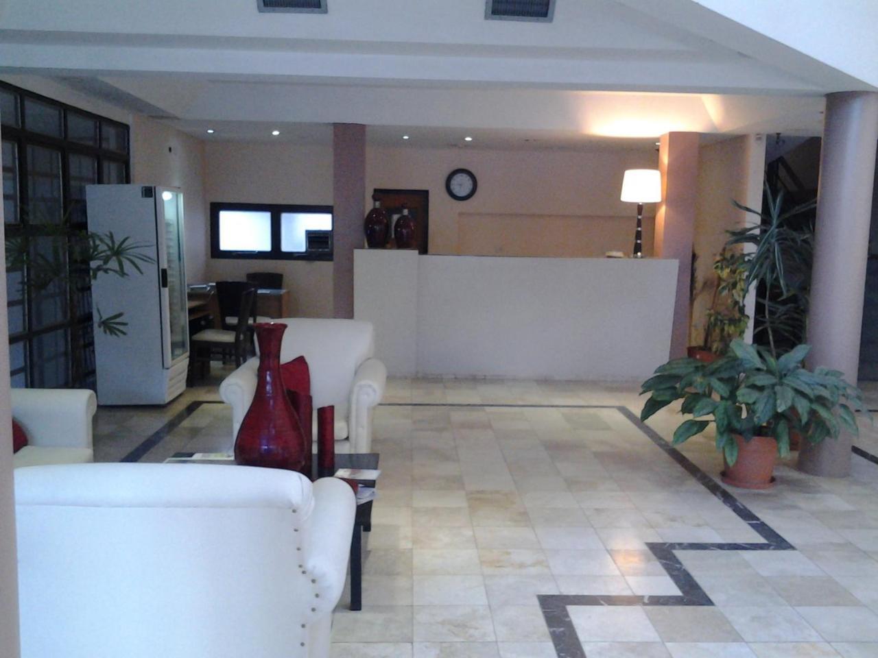 Hotel Lazaro Villa Mercedes Dış mekan fotoğraf